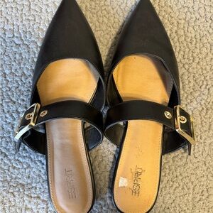 Esprit Black and Tan Buckle Mules